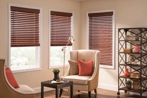 Modern Venetian Blinds for Stylish Light Control